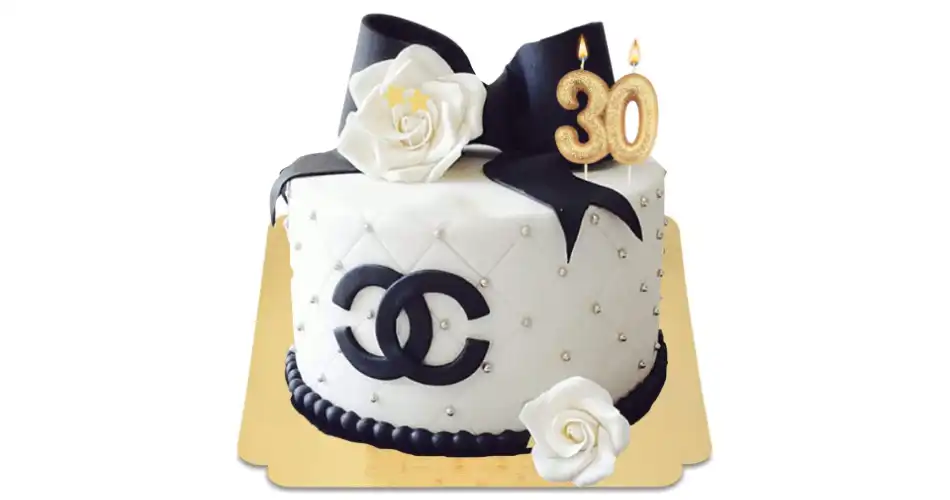 Happy-taart chanel-fashionista-deluxe 950x500